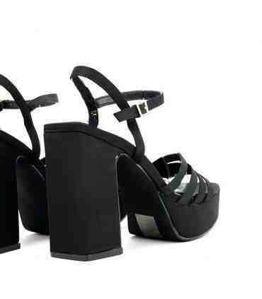 SANDALIA TACÓN N1A-1739 NEGRO