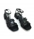SANDALIA TACÓN TACHAS 23056 NEGRO