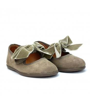 MANOLETINA NIÑA PIEL CHUCHES 900 SIN-0010 TAUPE