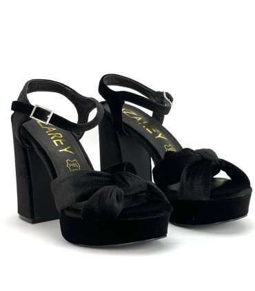 SANDALIA TACON TERCIOPELO 562G520 NEGRO