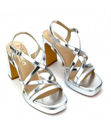 SANDALIA TACON ETIKA 90012 PLATA