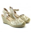 CUÑA CERRADA FLORES BORDADAS H551 BEIGE