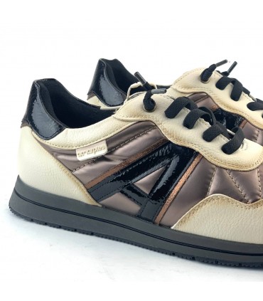 ZAPATILLA AMARPIES LETRA LATERAL AMD29399 CREMA BRONCE