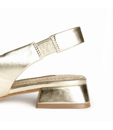ZAPATO DESTALONADO TACON BAJO M6215 ORO