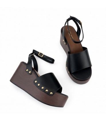 SANDALIA PLATAFORMA TACHUELAS D2765 BLACK