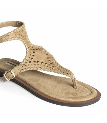 SANDALIA PLANA BOHO TACHUELAS M6430 CAMEL