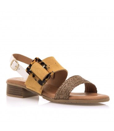 SANDALIA MUSTANG PIEL HEBILLA 55929 MOSTAZA HIELO