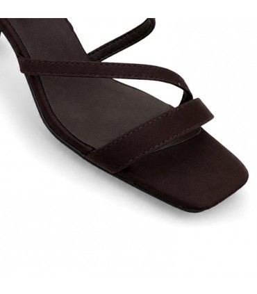 SANDALIA TACON BAJO  MUJER CHOCOLATE JM-5739