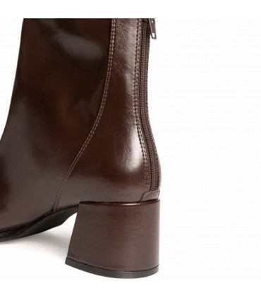 BOTIN POLIPIEL TACON BAJO M6860 CAFE