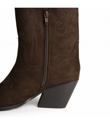 BOTA CAMPERA BORDADA M6761 CAFE
