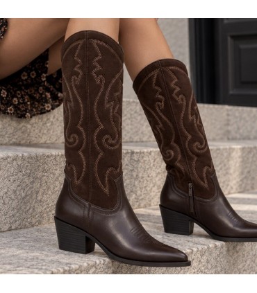 BOTA CAMPERA BORDADA M6751 CAFE