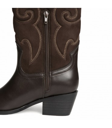 BOTA CAMPERA BORDADA M6751 CAFE