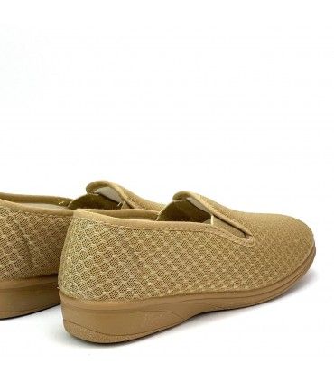 ZAPATILLA CASA ALCALDE CERRADA 600 BEIGE